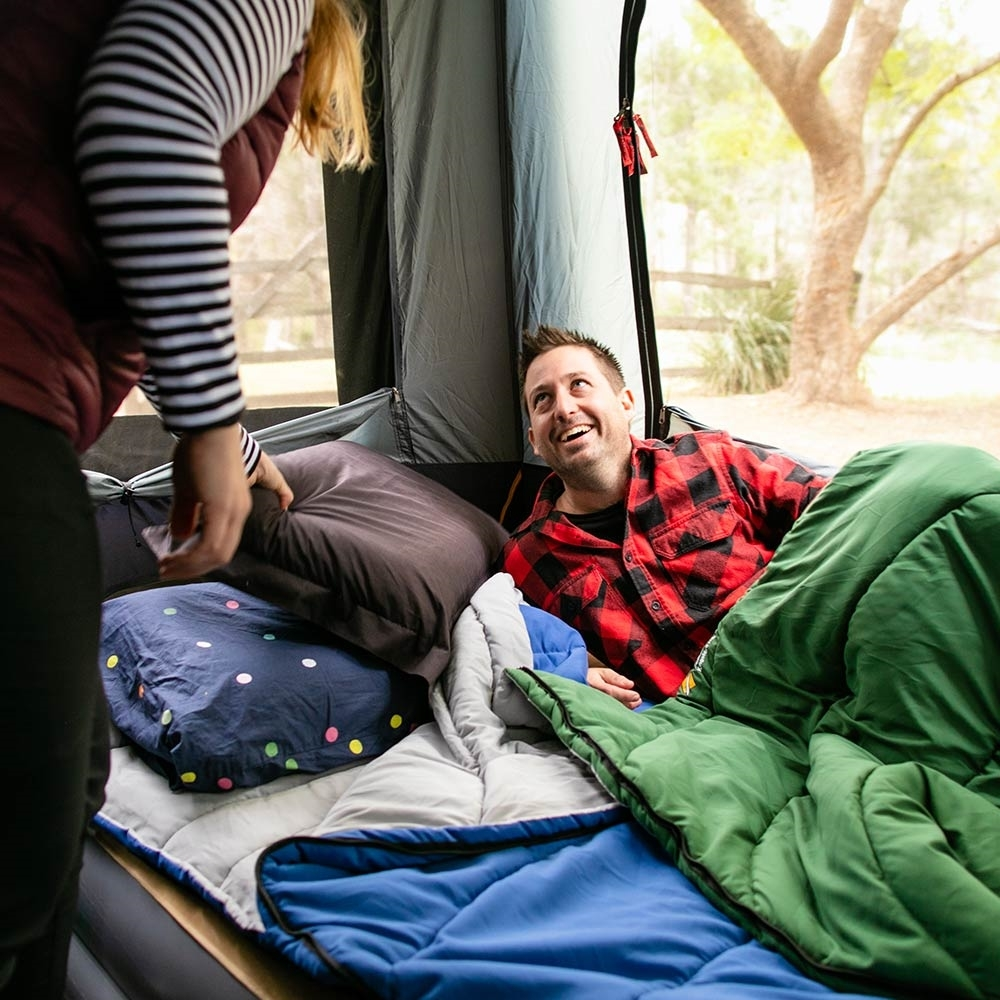 OZtrail Kingsford Hooded Sleeping Bag 0°C 9 OZtrail Kingsford Hooded Sleeping Bag 0°C - Image 7