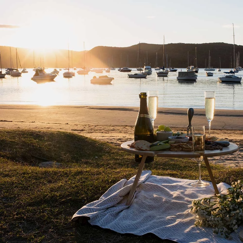 Large Round Folding Picnic Table 14 Large Round Folding Picnic Table - Image 12