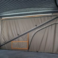 Ridgeback HighRize 1250 Hard Shell Rooftop Tent -Snowys Sales 1268562 ridgeback highrize 1250 roof top tent