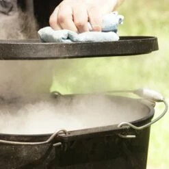 Cast Iron Camp Oven 10 Quart -Snowys Sales 1268733 cast iron camp oven 10 quart