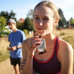 Skratch Labs Peanut Butter & Chocolate Energy Bar -Snowys Sales 1275930 peanut butter chocolate energy bar